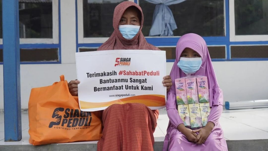 Siaga Peduli Kirimkan Paket Gizi Untuk Adik Juara