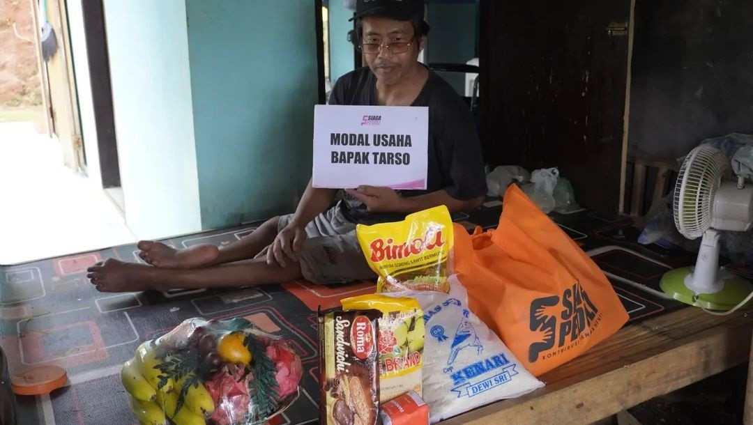 Siaga Peduli Kirimkan Bantuan Modal Usaha Untuk Pak Tarson