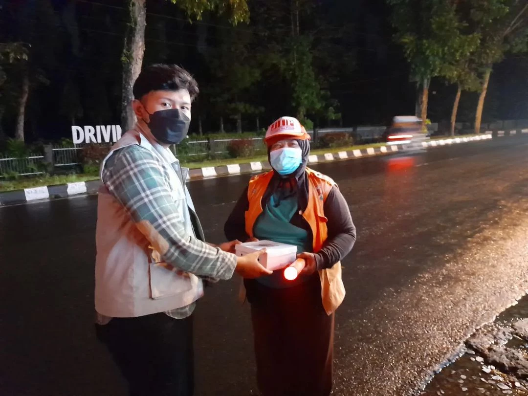 Berbagi Ratusan Paket Buka Puasa di Bagikan di Kab. Magelang
