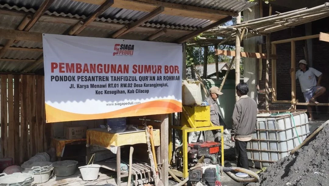 Proses Pengeboran Sumur Bor di  Pesantren Tahfidzul Qur'an Ar Rohman