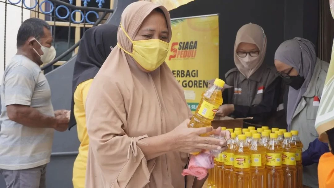 Siaga Peduli Menjalankan Program Minyak Goreng untuk Para Pedagang di Wilayah Kab. Cilacap