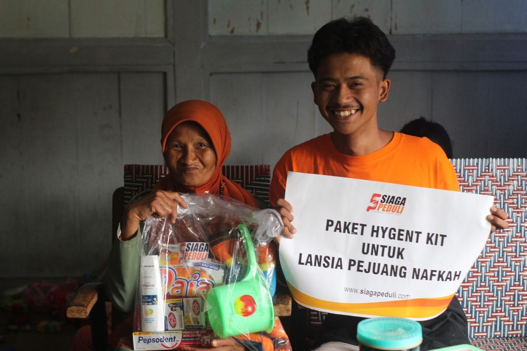 Hygiene Kit Untuk Lansia Pejuang Nafkah