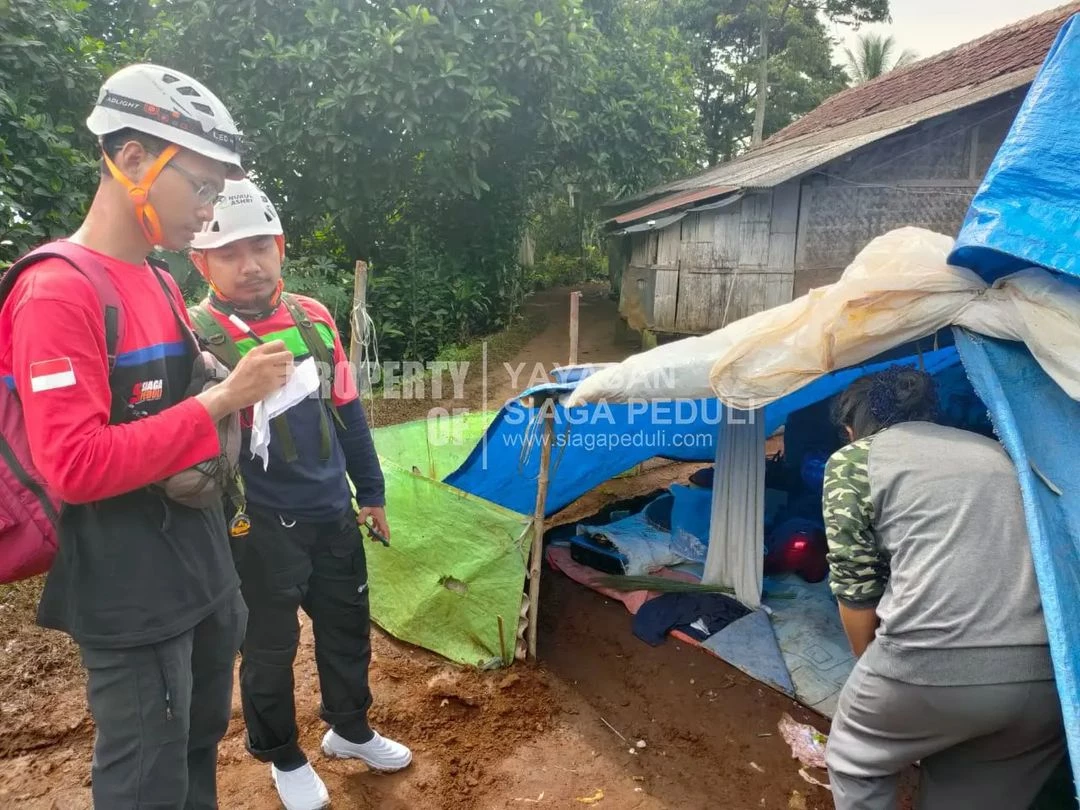 Tim Siaga Disaster Emergency Masih Terus Bergerak Membantu Penyintas Gempa Cianjur.