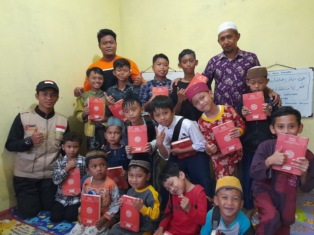 Siaga Peduli Temanggung Kembali Kirimkan Al Qur'an Baru Untuk Para Santri TPQ Taman Al-Firdaus, Ngandirejo, Temanggung