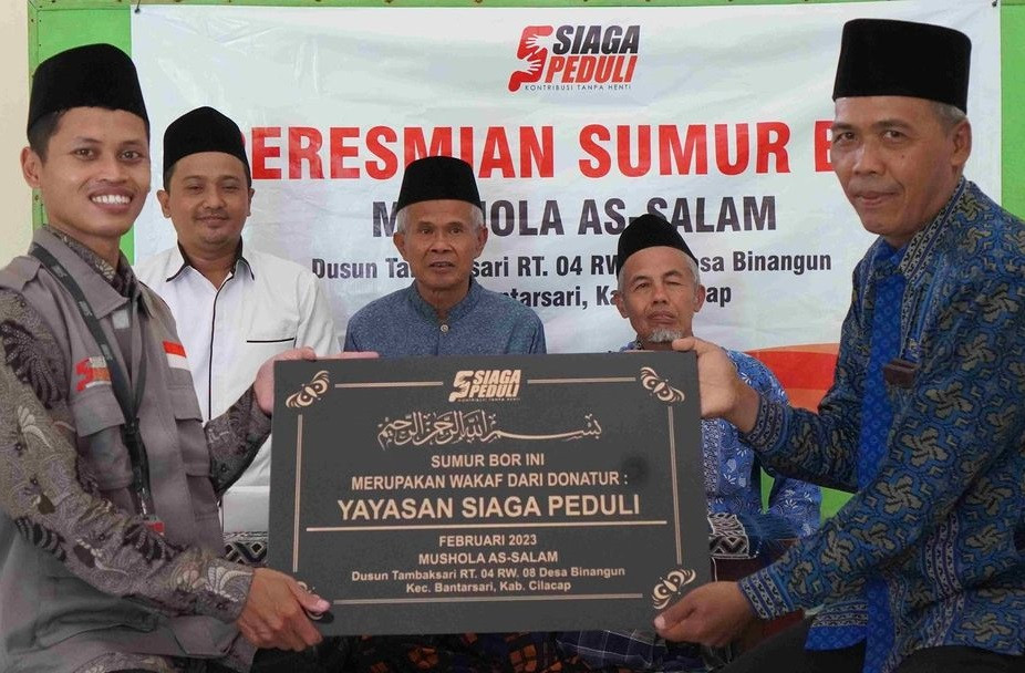 Proses Peresmian dan Tasyakuran Pembangunan Sumur Bor Mushola As-Salam, Cilacap