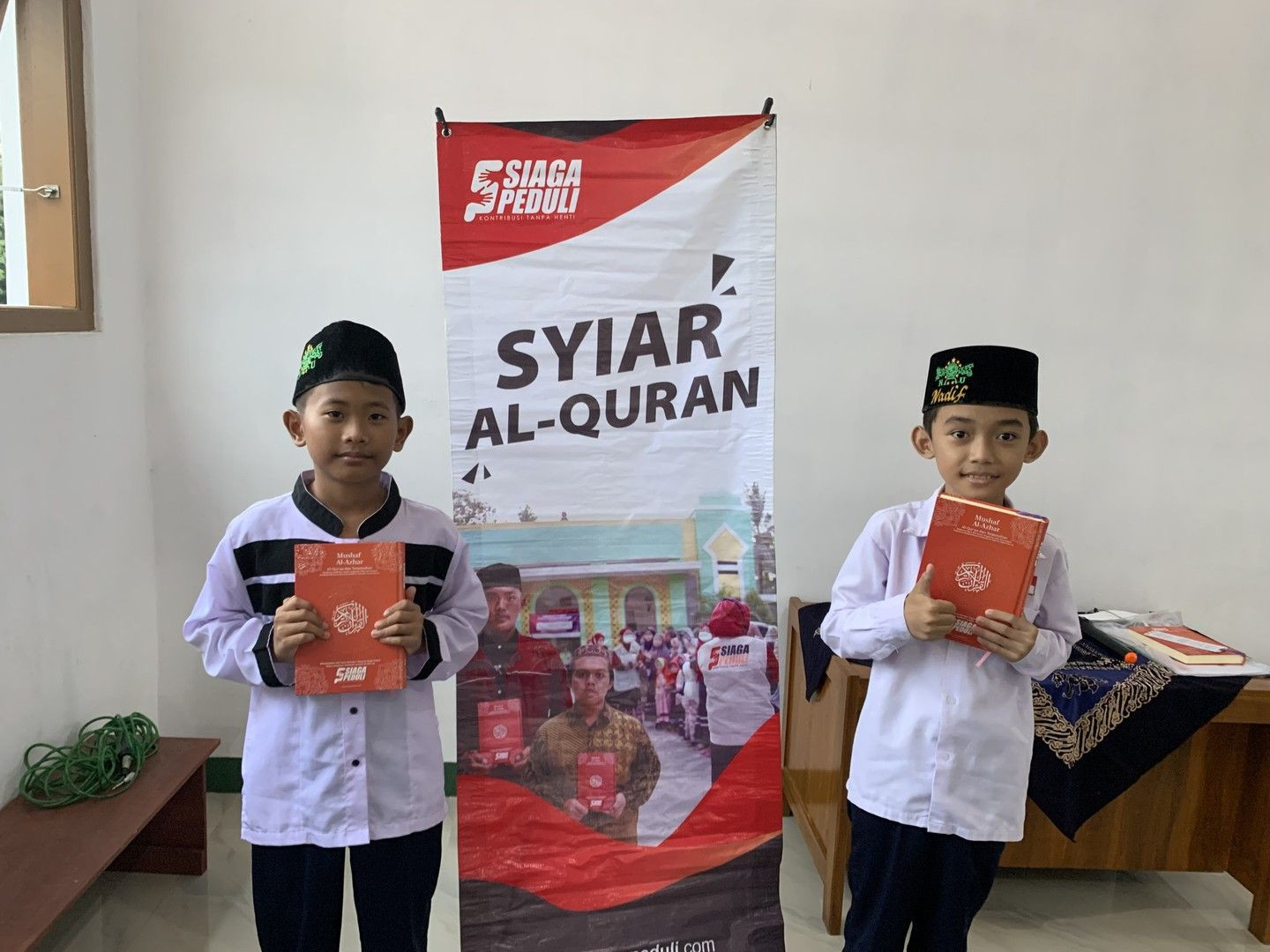 Siaga Peduli Tegal Kembali Kirimkan Al Qur'an Baru dan Paket Buka Puasa Untuk Santri & Santiwati TPQ Muslimat NU Yamansari Lebaksiu
