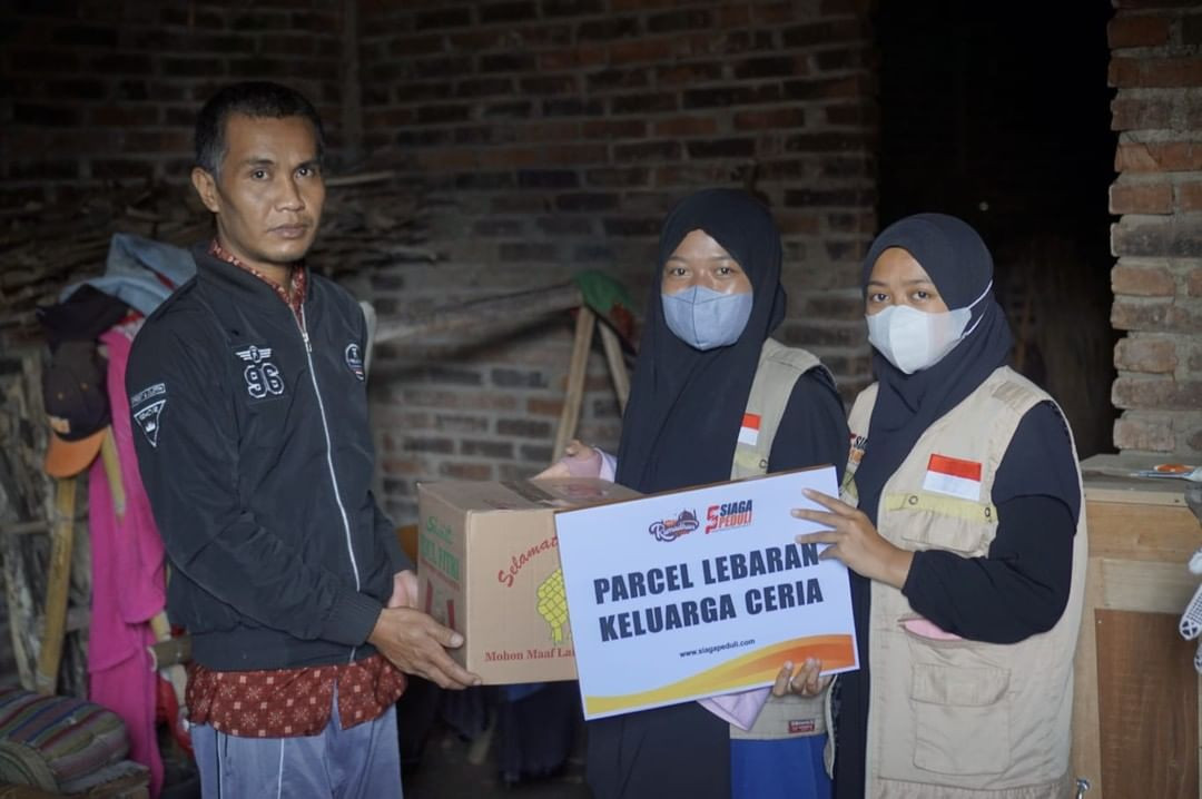 Siaga Peduli Temanggung Kirimkan Parcel Lebaran Untuk Keluarga Ceria di Wilayah Temanggung
