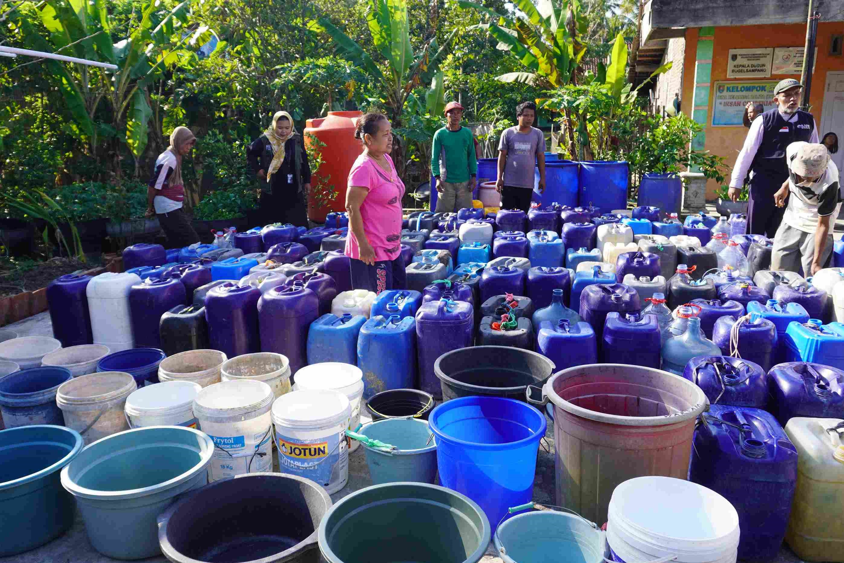 Penyaluran Air Bersih Untuk Warga Dusun Bugel, Kec. Kawunganten, Kab. Cilacap