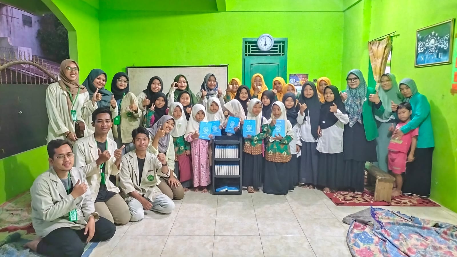 Siaga Peduli Gandeng KKN UNUGHA Wujudkan Kepedulian Melalui Syiar Al Qur'an Untuk Wilayah Cimanggu, Cilacap