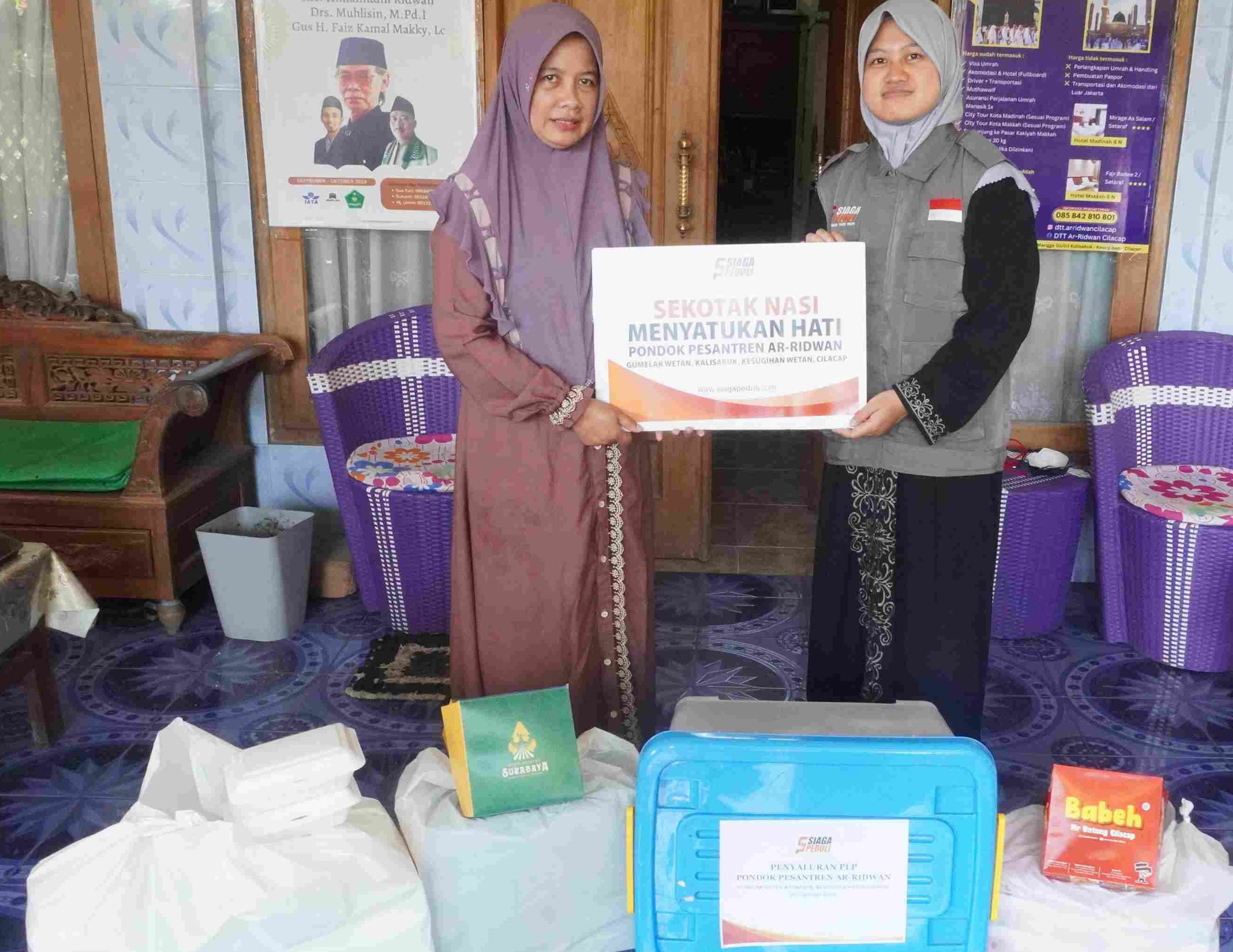 Siaga Peduli Kirimkan Paket Makanan Siap Santap Untuk ODGJ di Panti Rehabilitas Ar Ridwan, Cilacap