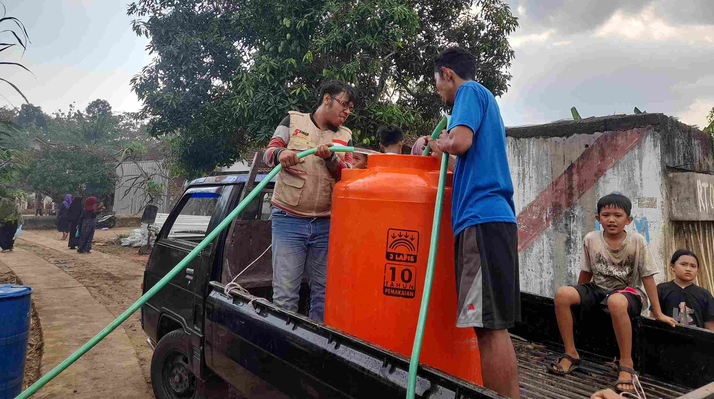 Siaga Peduli Kirim Air Bersih untuk Warga Desa Gumuk, Temanggung
