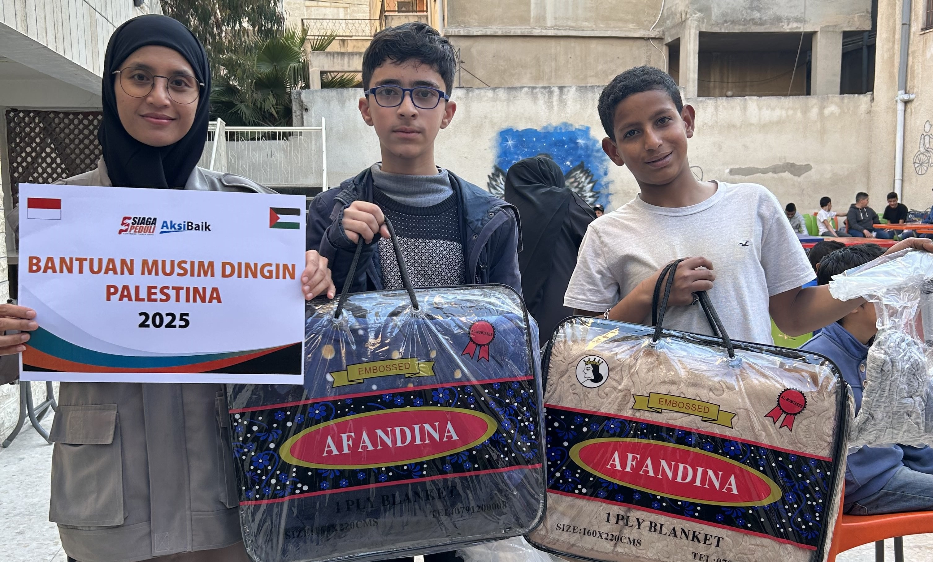 Bantuan Musim Dingin Untuk Warga Palestina