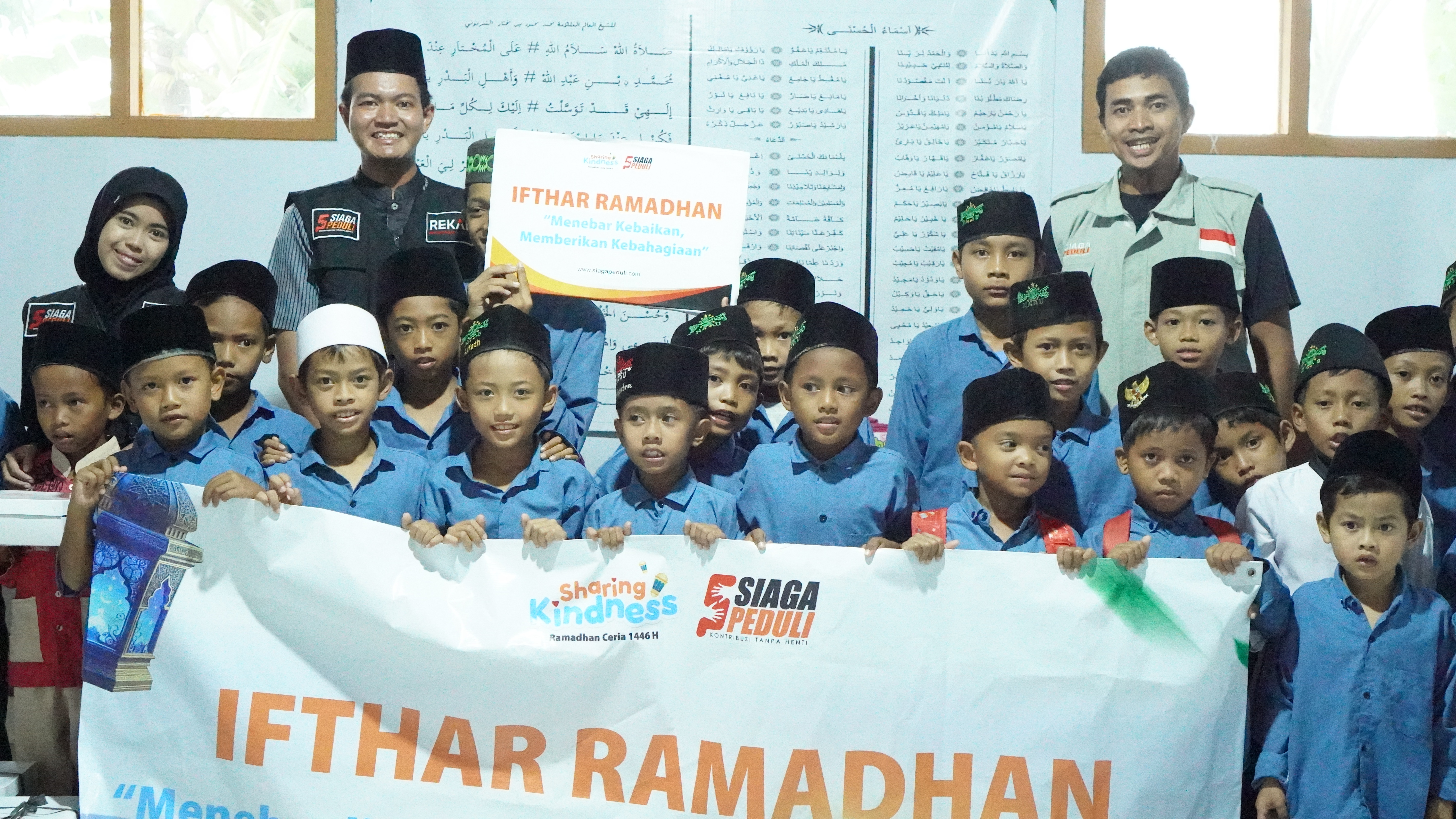 Keberkahan Berbuka Puasa Bersama Adik-Adik Santri TPQ Baitussalam, Cilacap
