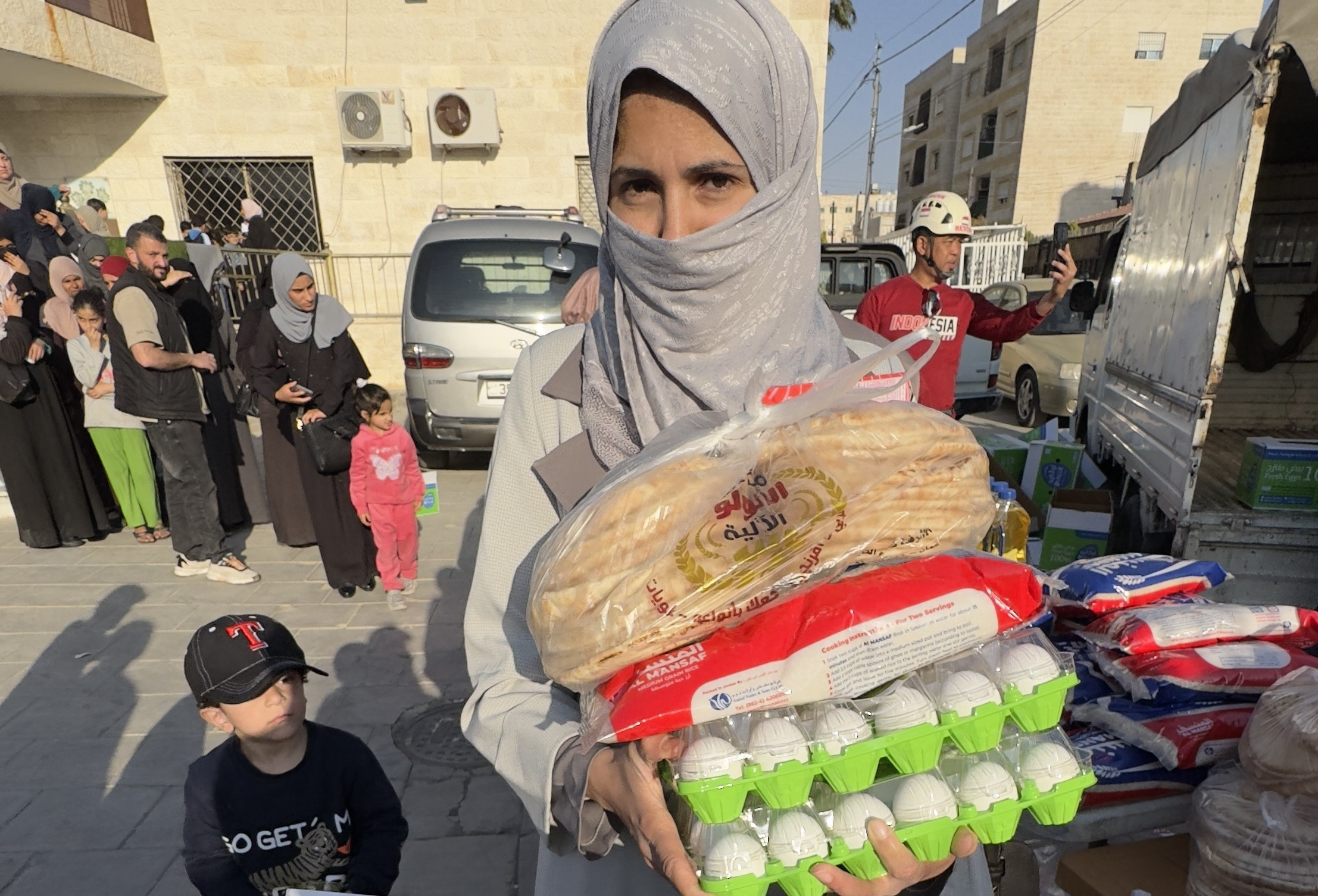 Satu Kupon Makanan, Satu Suapan Harapan untuk Palestina